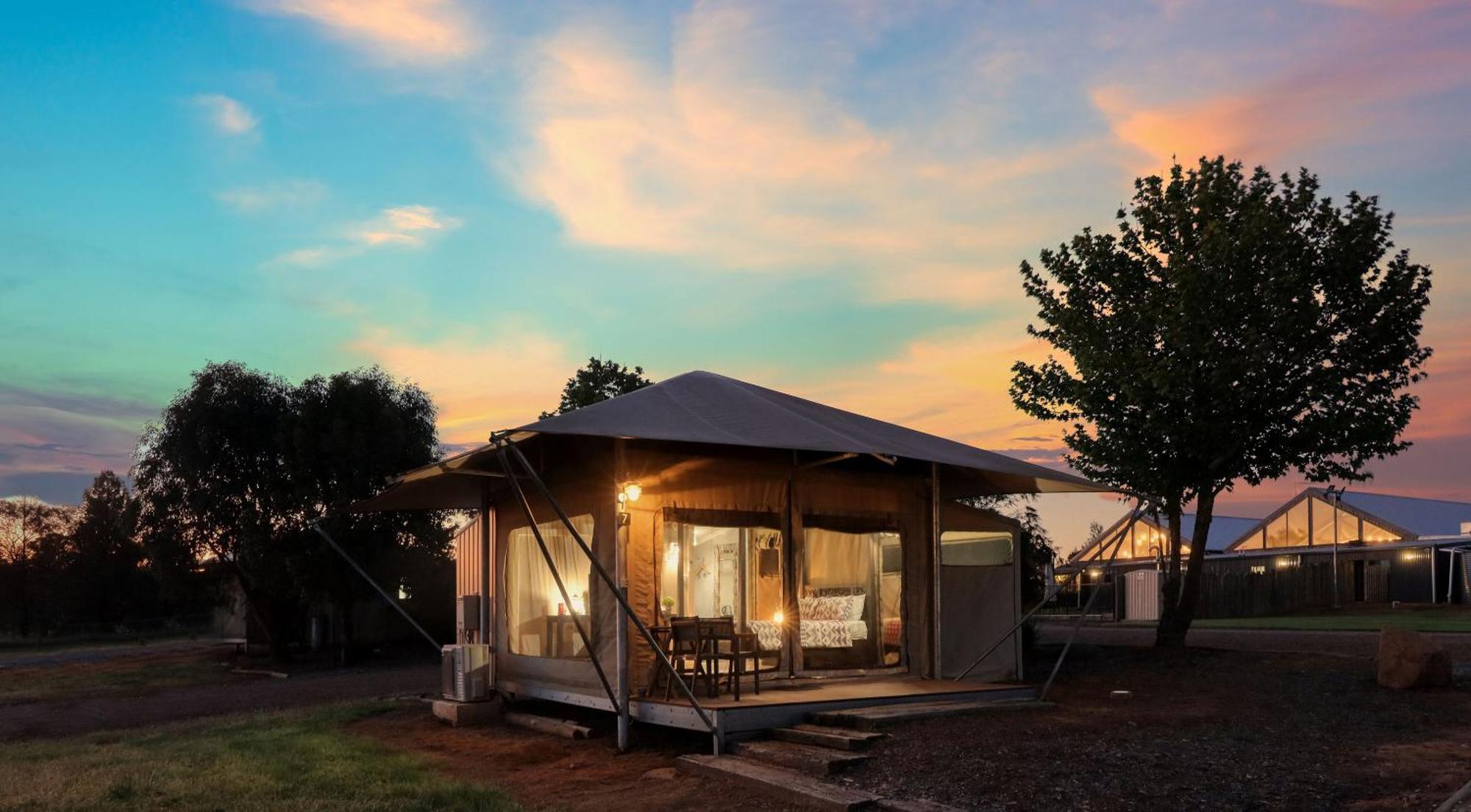 Dubbo Rhino Lodge Exteriör bild