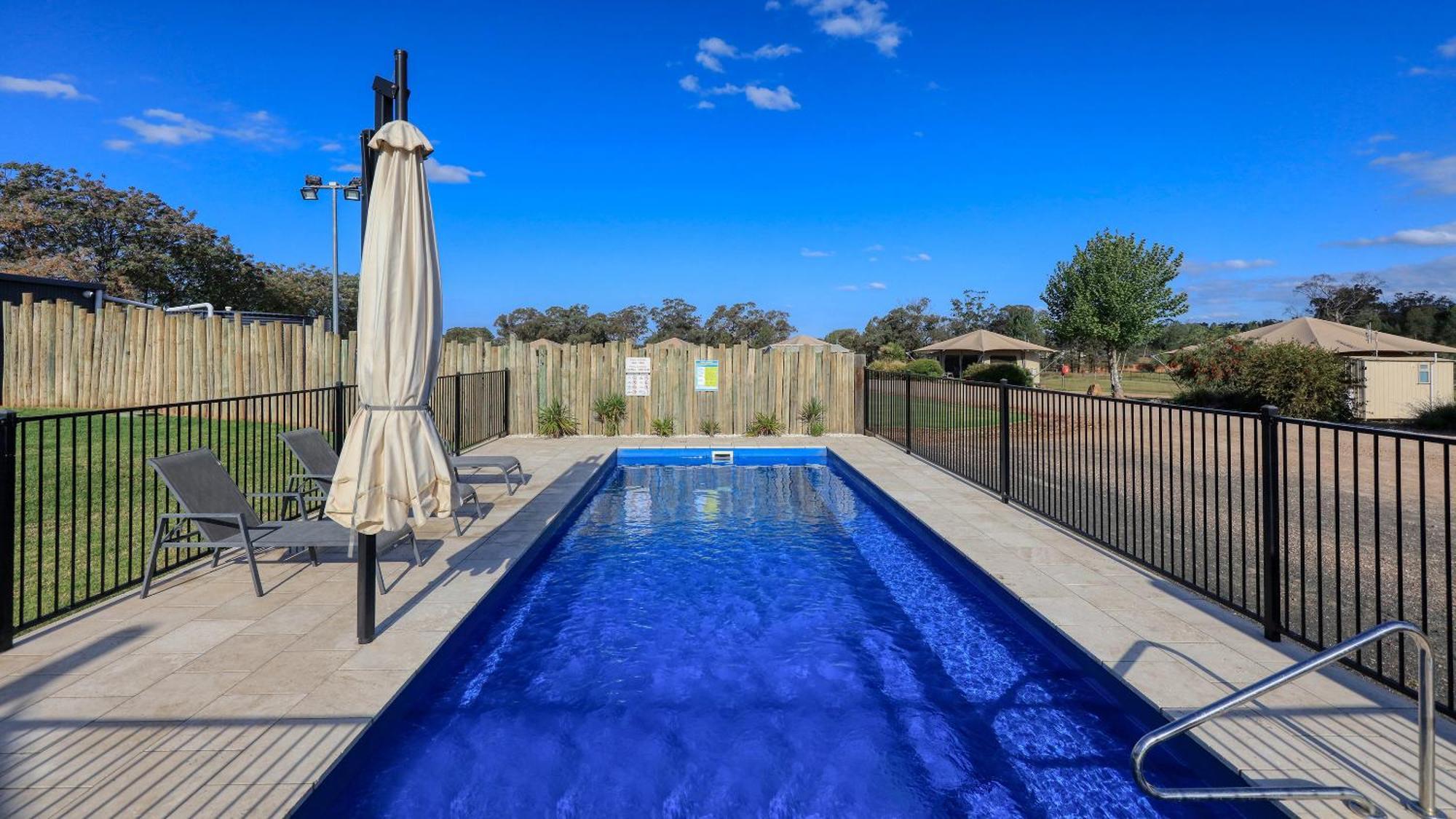 Dubbo Rhino Lodge Exteriör bild