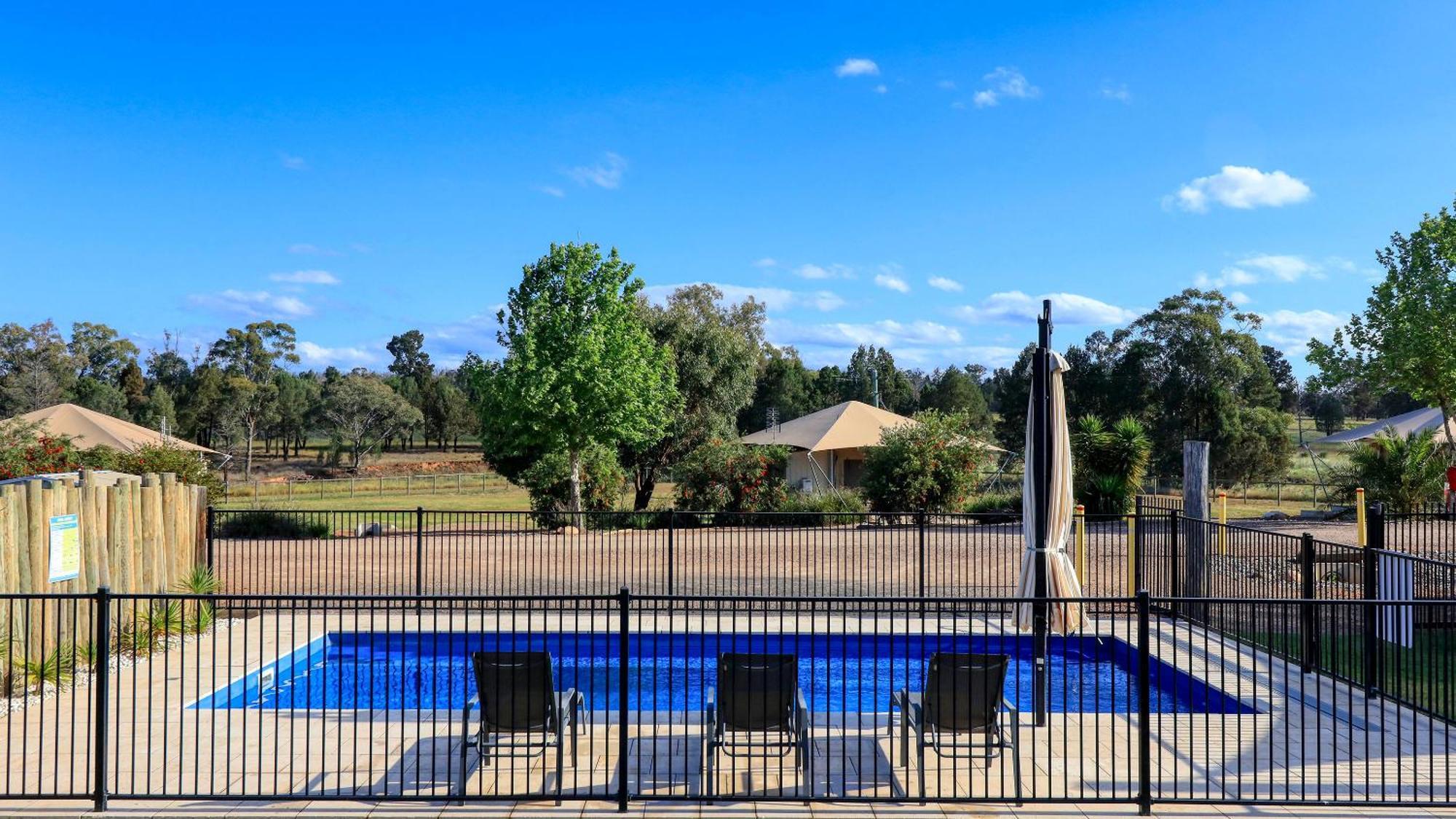 Dubbo Rhino Lodge Exteriör bild